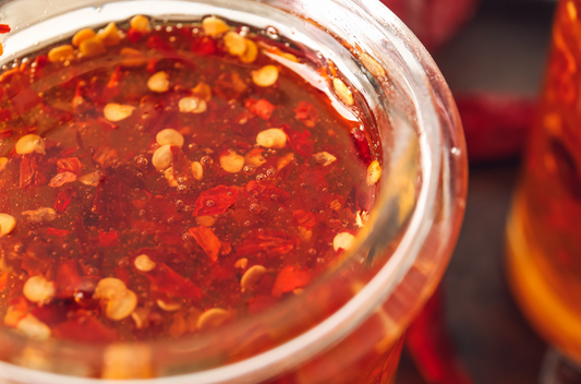 Zelfgemaakte Hot Chili Honing: Zoet met een Kick!